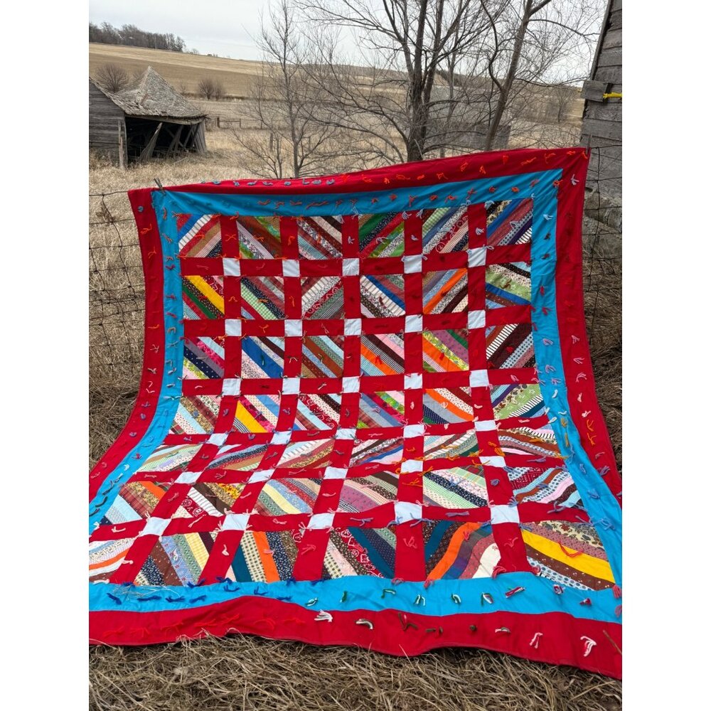 Vintage 60's Heavy Tied Scrappy Patchwork Quilt Red Blue 92.5x81"
